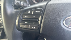 Hyundai i10 1.0 MPi SE Connect 5dr Petrol Hatchback